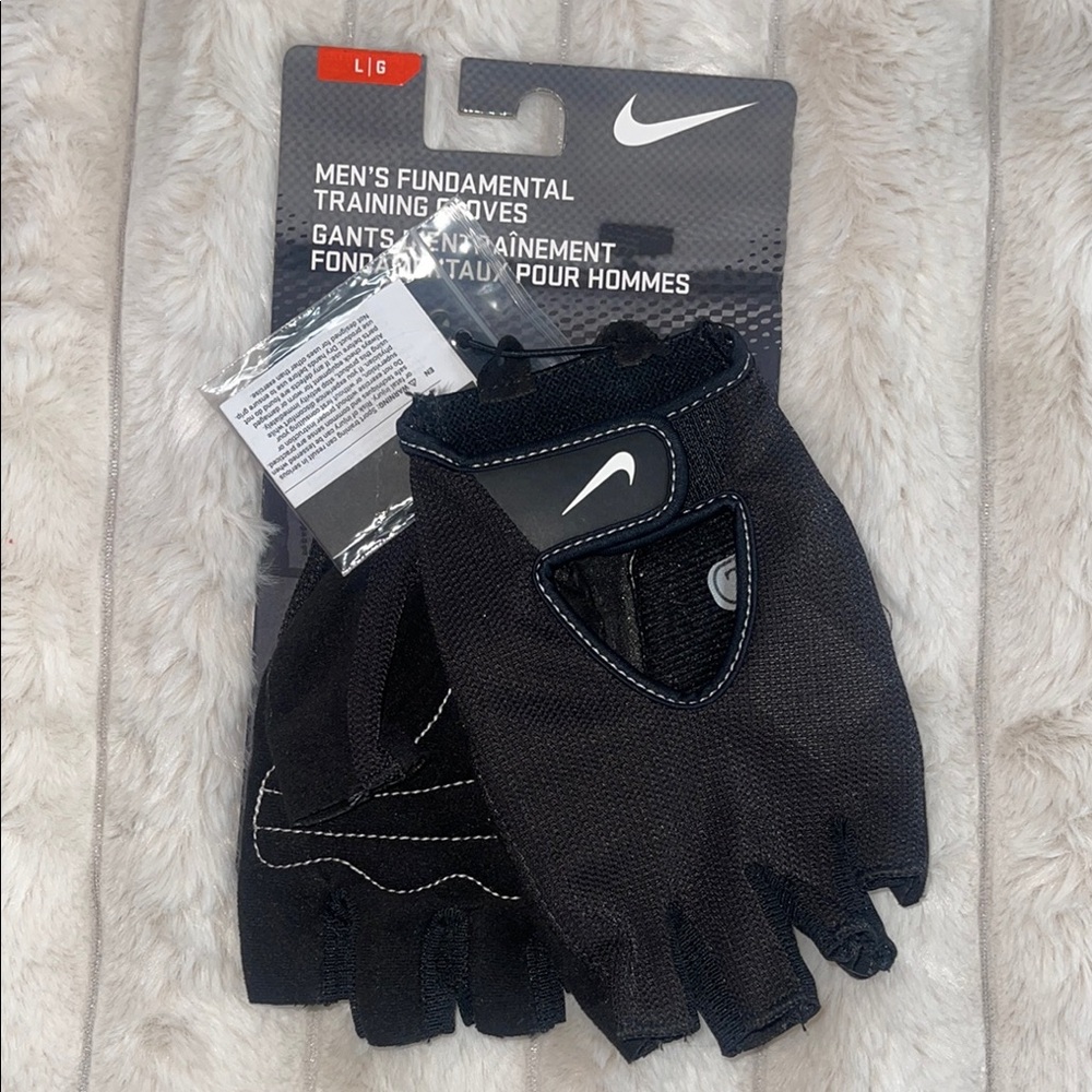 ❤️NEW!!!❤️ Nike Men's Black Training Gloves